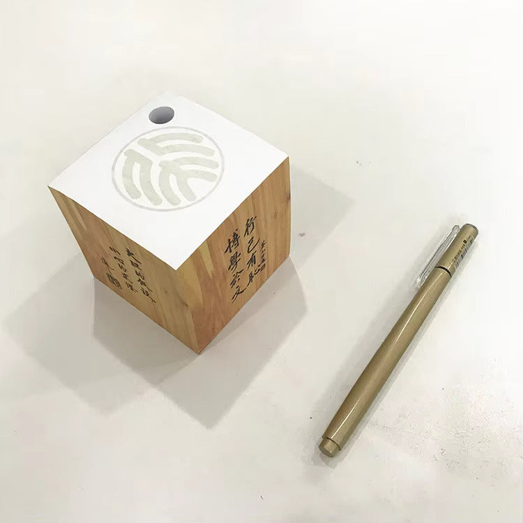 Memo Cube with Pen Holder