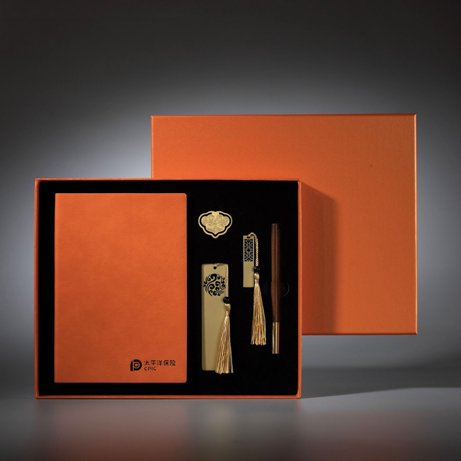 Luxury Chinese Cultural Gift Set | Custom Notebook Brass Pen USB Bookmark Box for Corporate and Souvenir Gifts